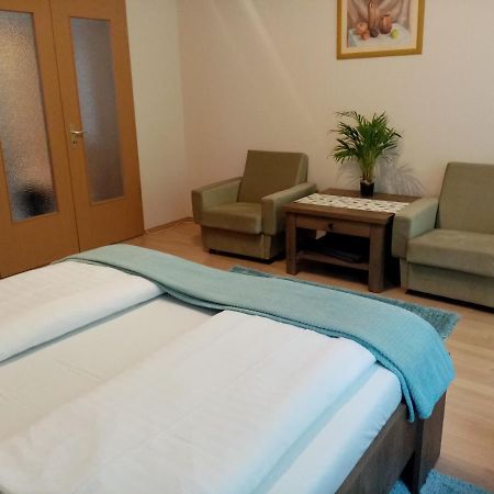 Heviz Lake Apartman Exterior photo